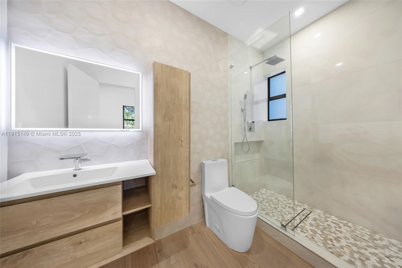 53 NW 107th St Miami Shores, FL 33168