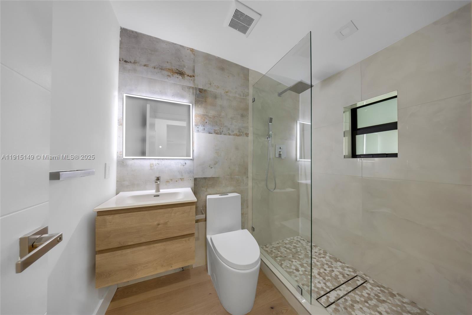 53 NW 107th St Miami Shores, FL 33168