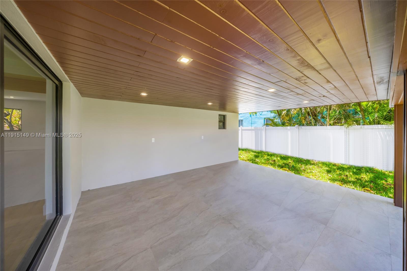 53 NW 107th St Miami Shores, FL 33168