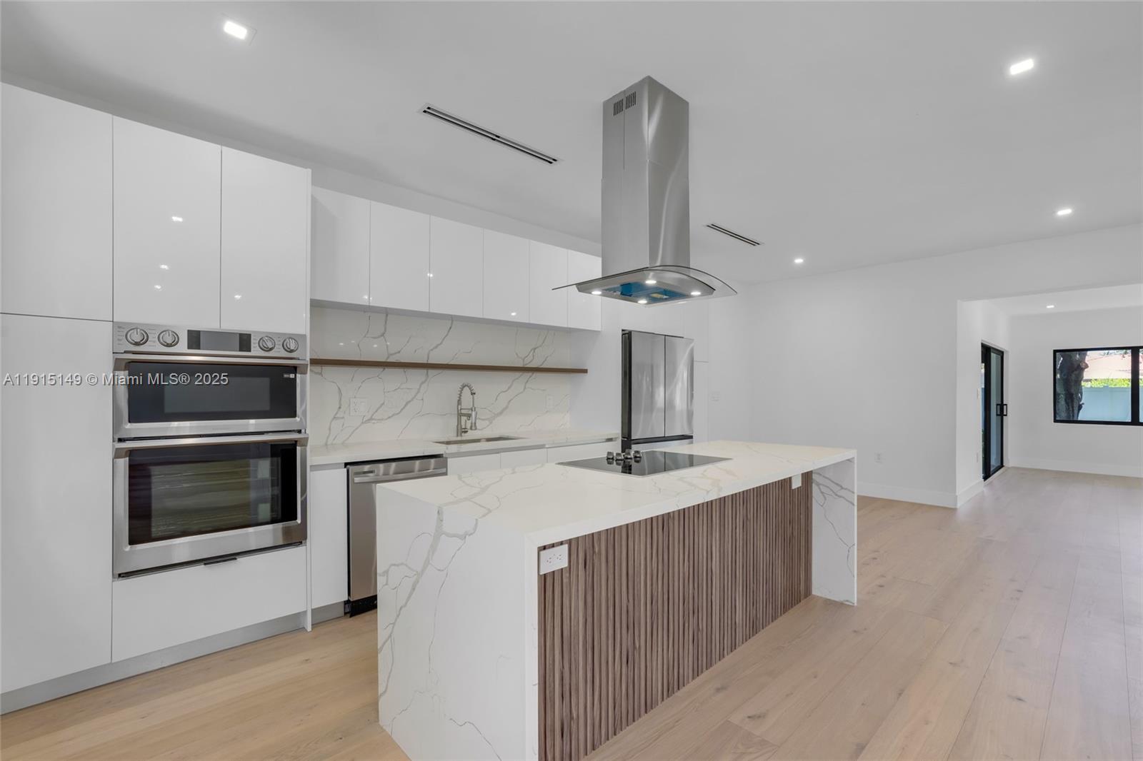 53 NW 107th St Miami Shores, FL 33168