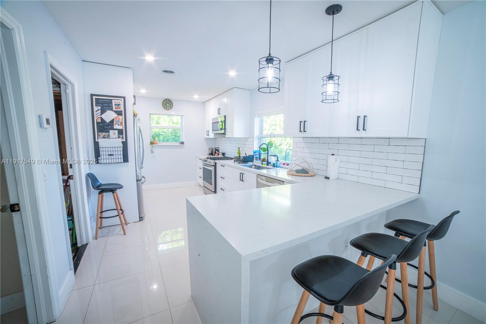 5955 SW 64th Ave South Miami, FL 33143