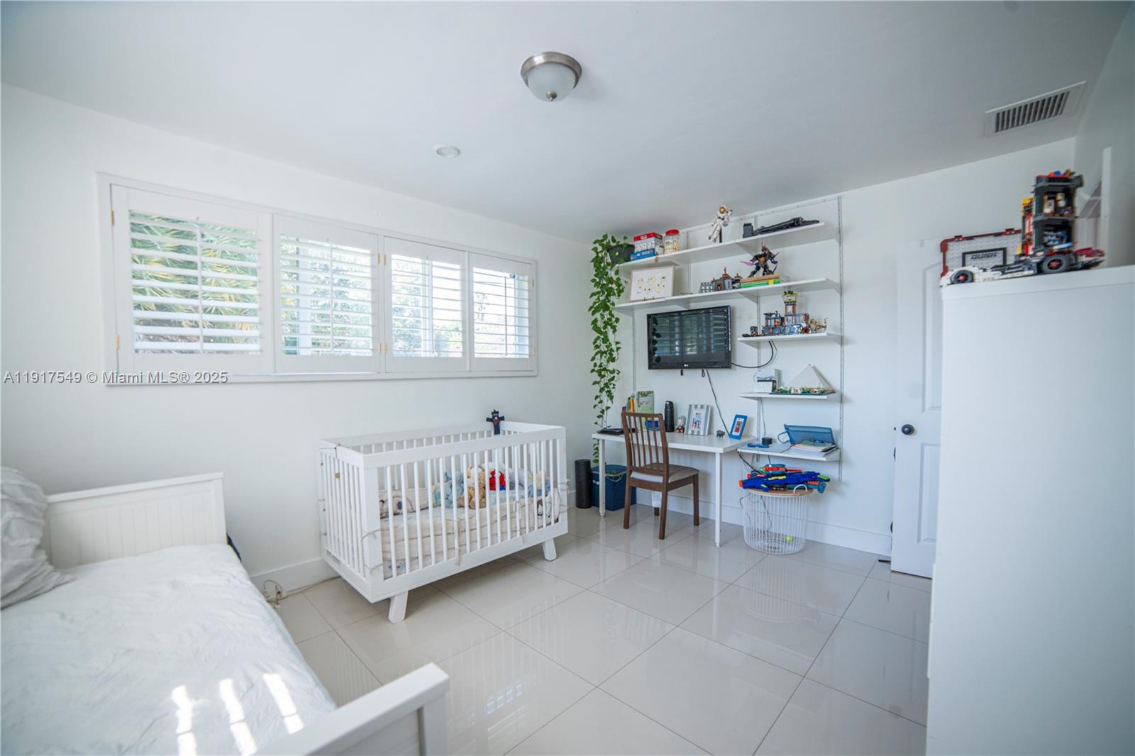 5955 SW 64th Ave South Miami, FL 33143