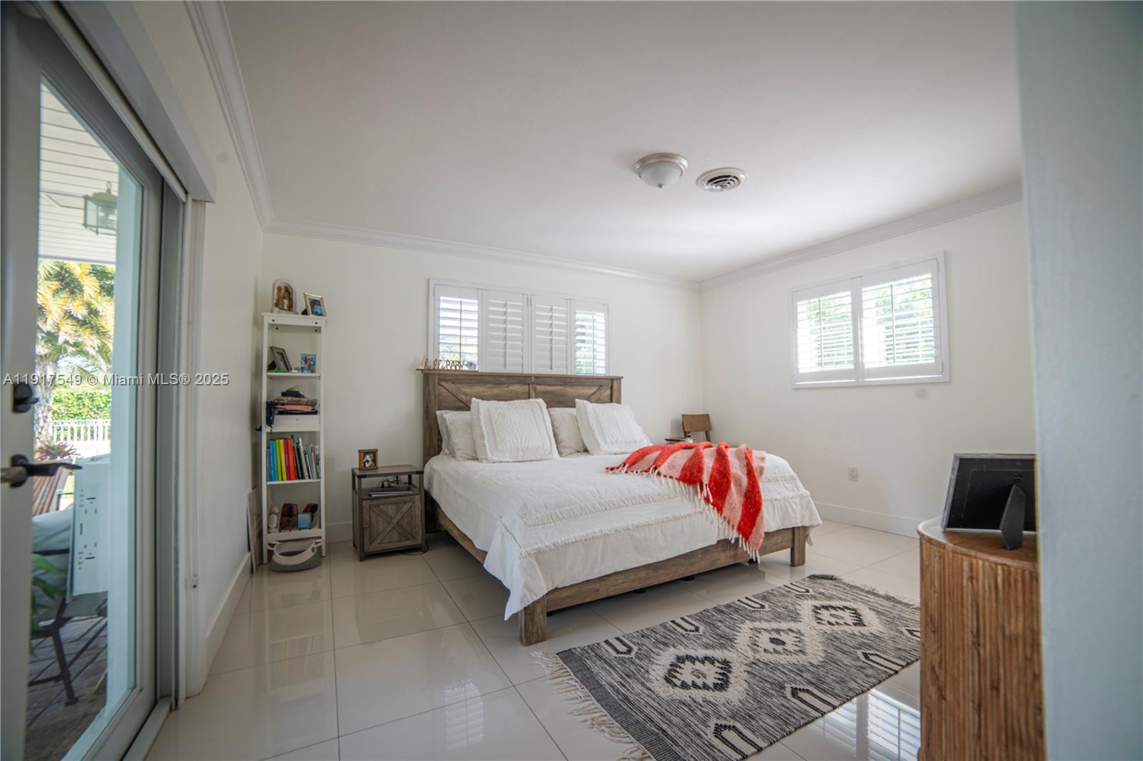 5955 SW 64th Ave South Miami, FL 33143