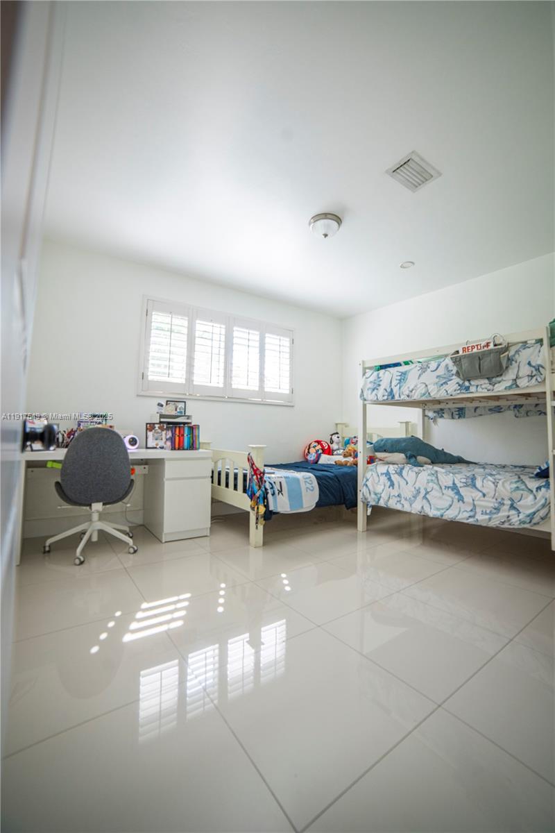 5955 SW 64th Ave South Miami, FL 33143