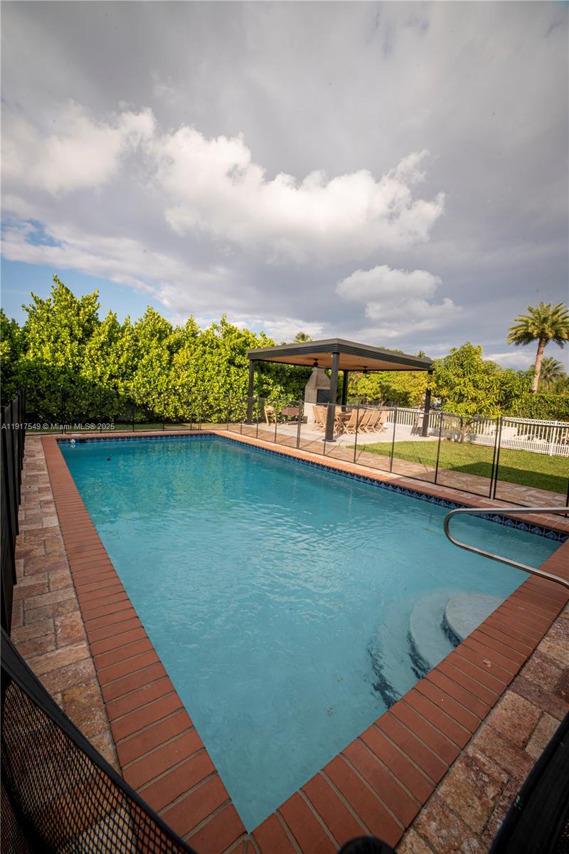 5955 SW 64th Ave South Miami, FL 33143