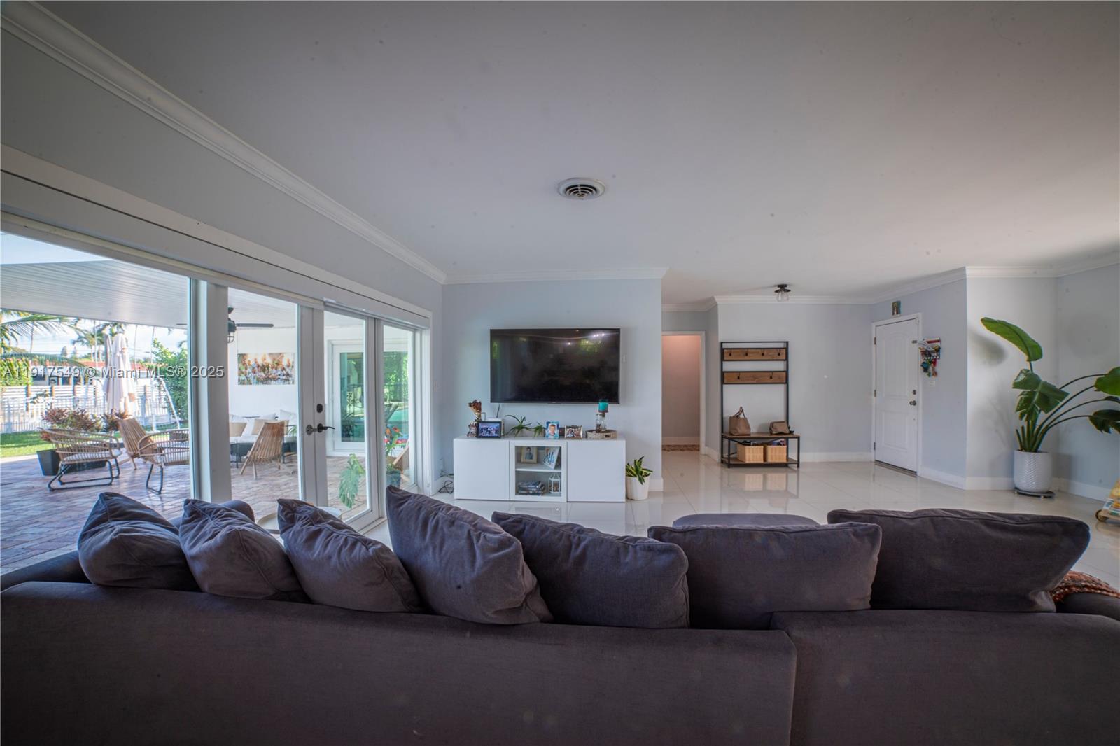 5955 SW 64th Ave South Miami, FL 33143