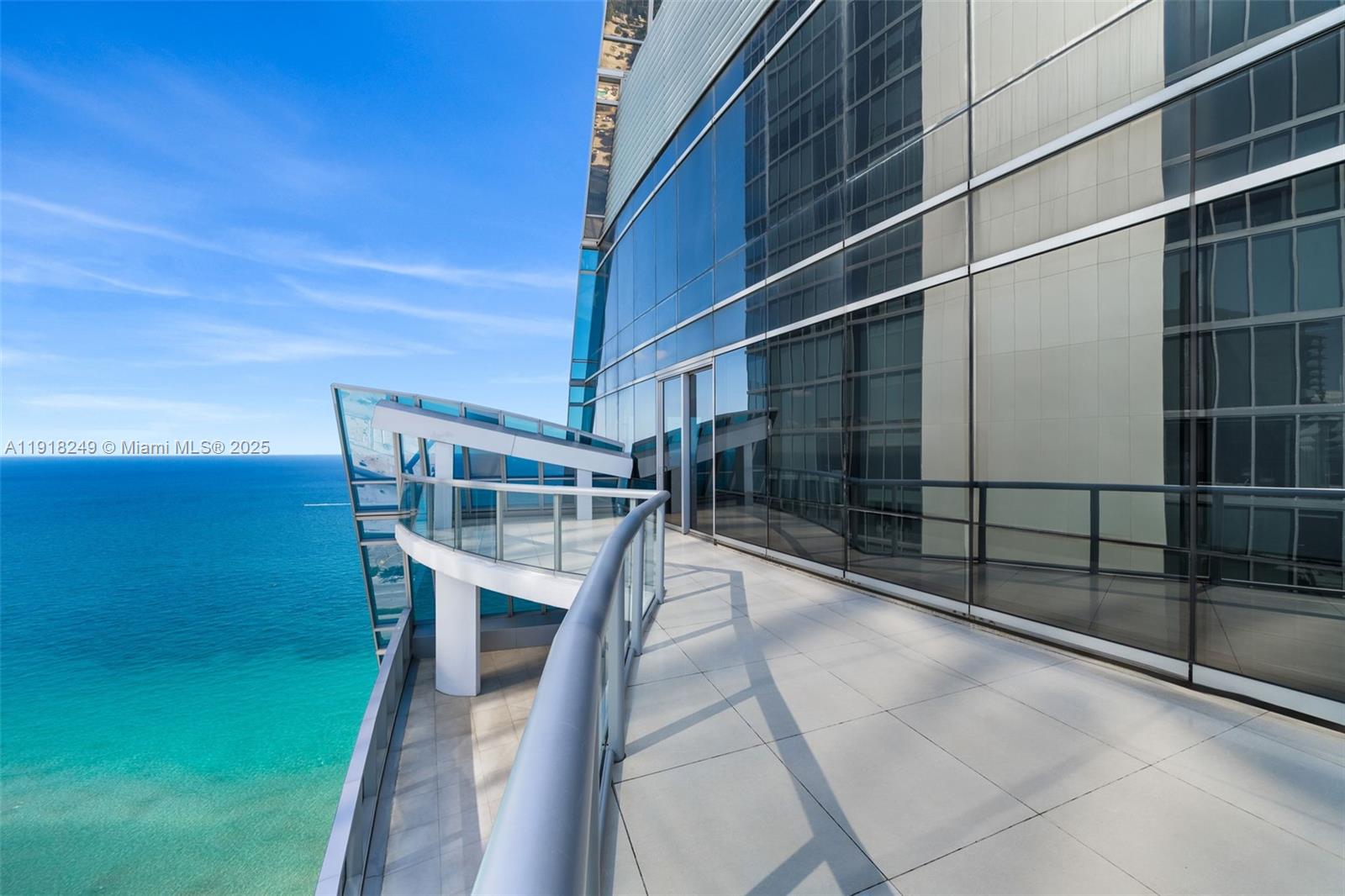 17121 Collins Ave #4806 Sunny Isles Beach, FL 33160