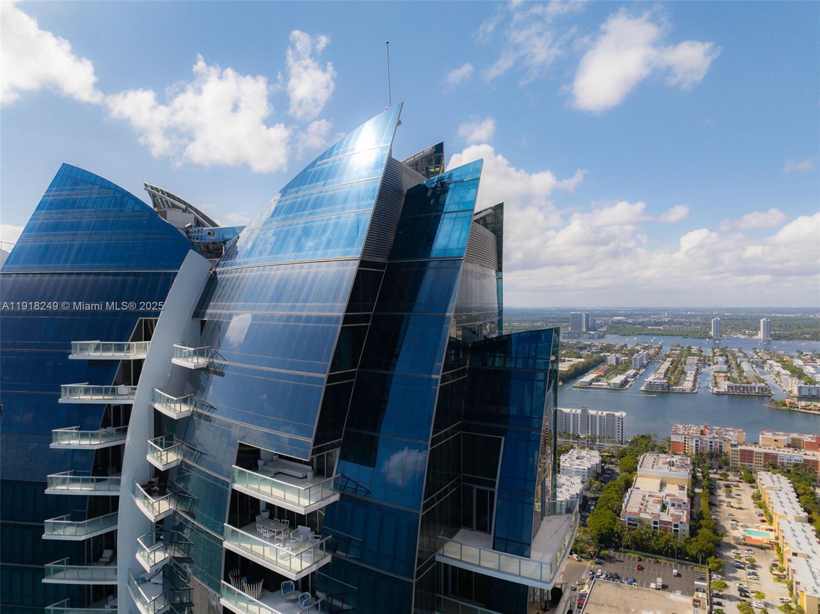 17121 Collins Ave #4806 Sunny Isles Beach, FL 33160