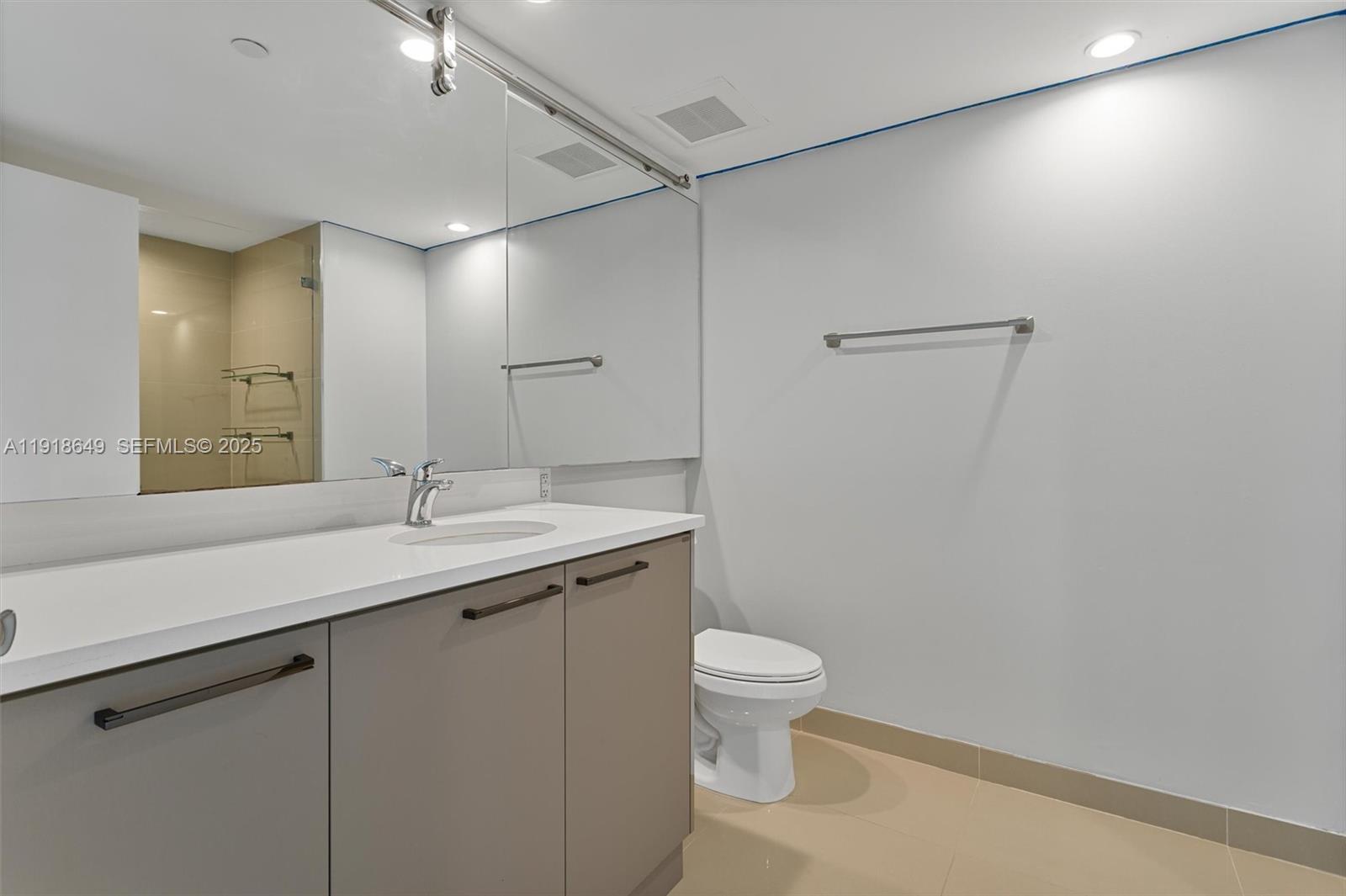 1150 101st St #203 Bay Harbor Islands, FL 33154