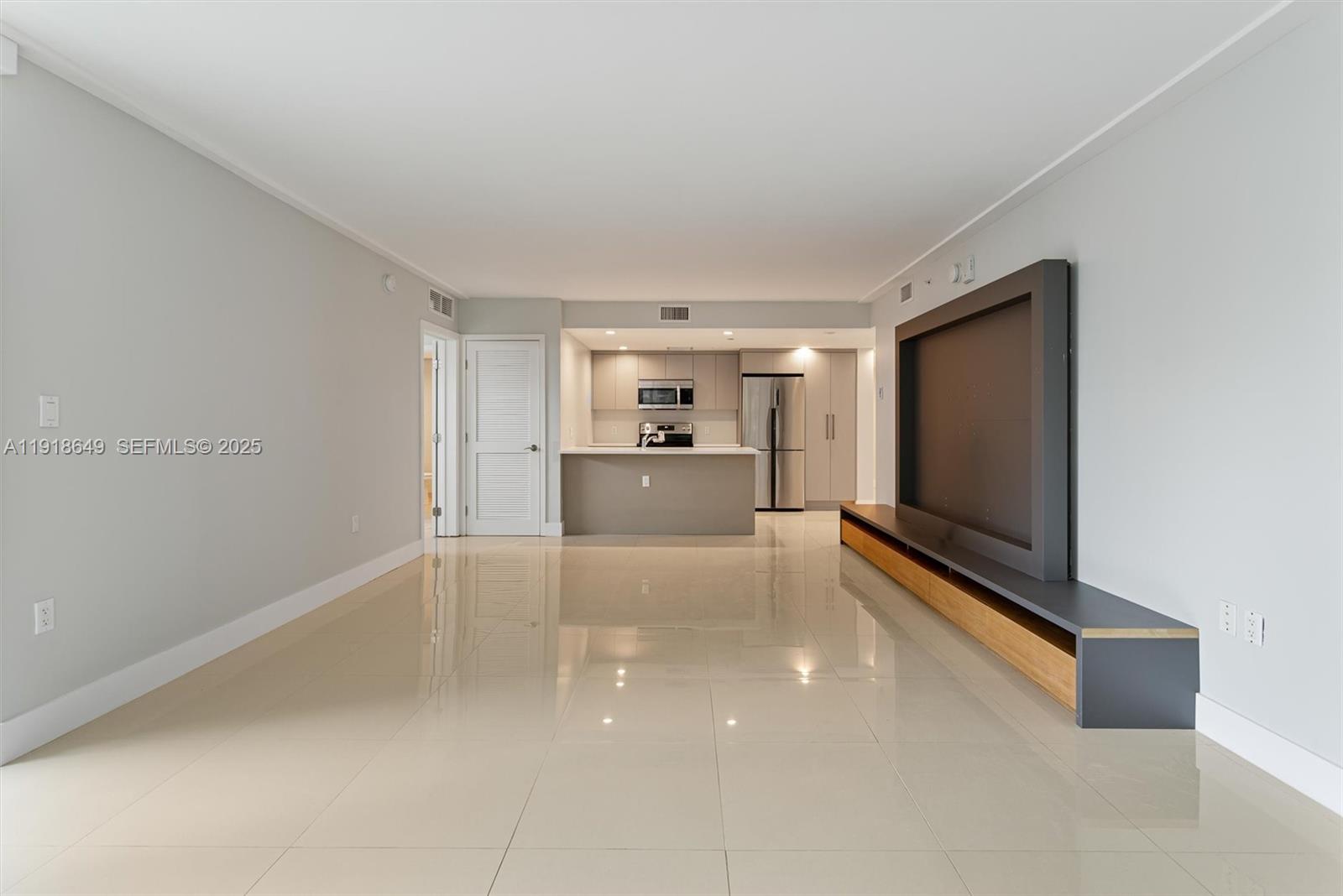 1150 101st St #203 Bay Harbor Islands, FL 33154