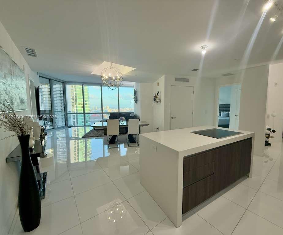 851 NE 1st Ave #3309 Miami, FL 33132