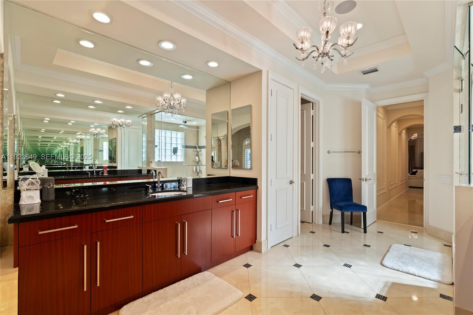 1555 Windjammer Way Hollywood, FL 33019