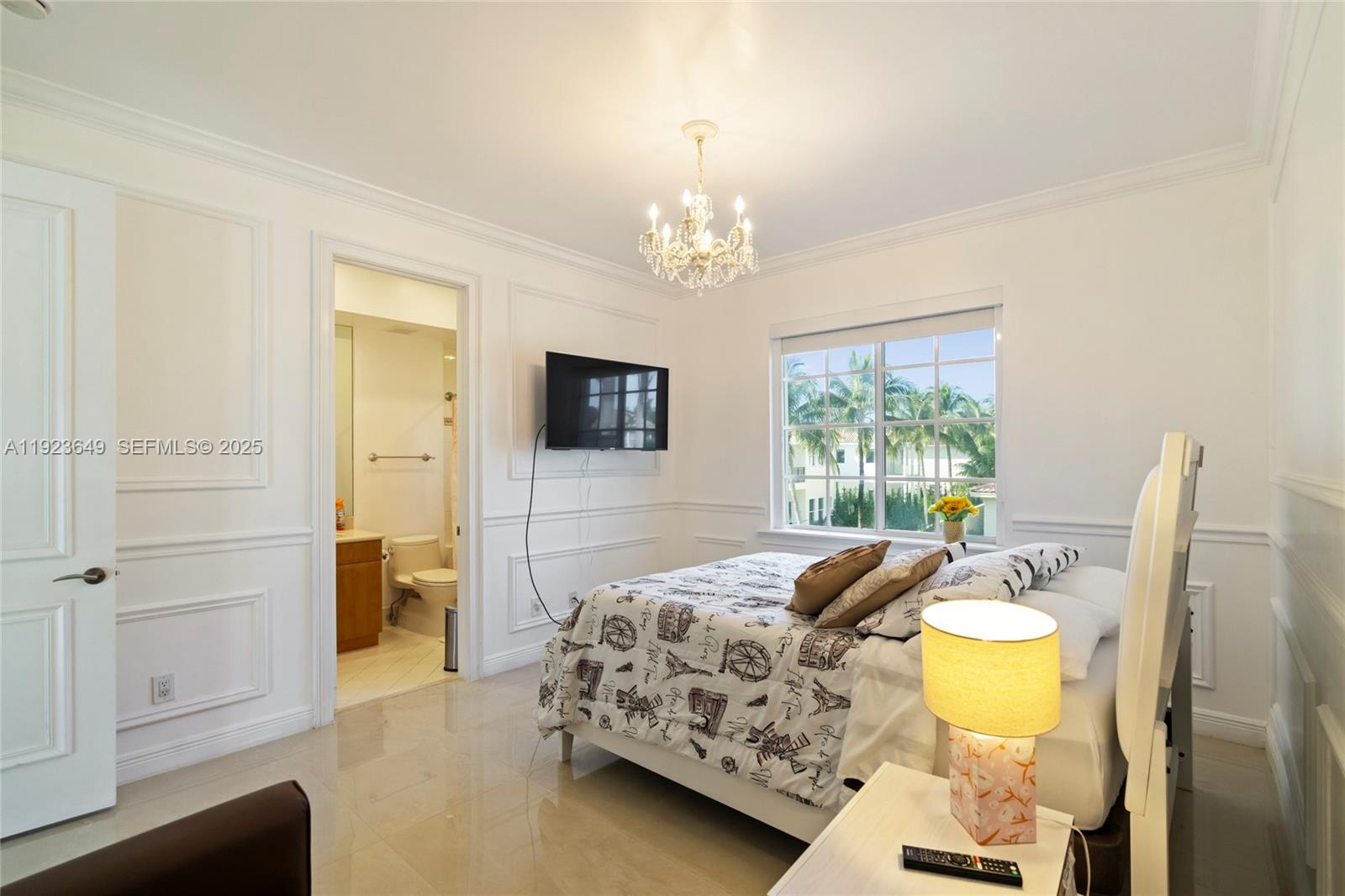 1555 Windjammer Way Hollywood, FL 33019