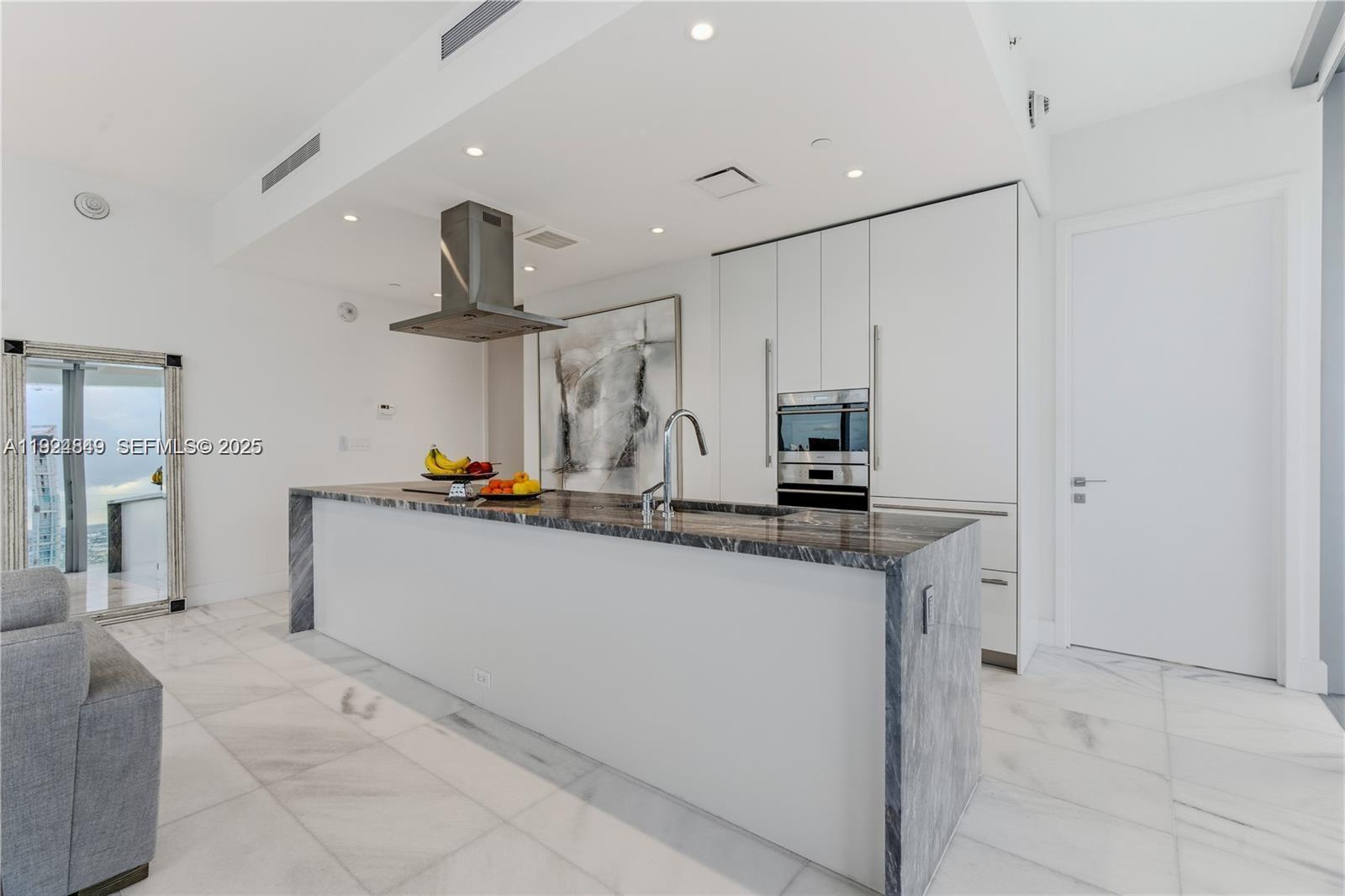 700 NE 26th Ter #3406 Miami, FL 33137