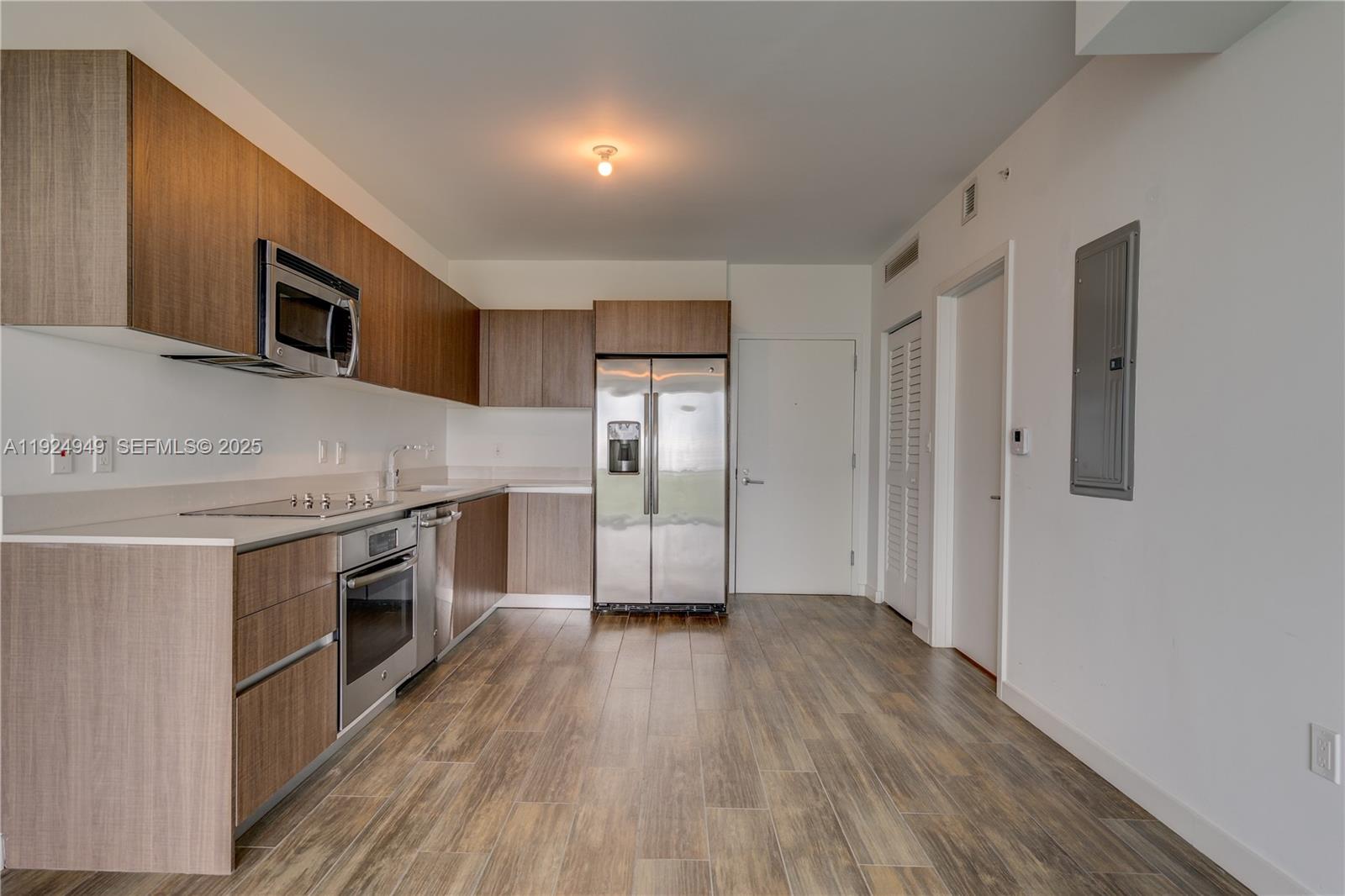 1600 SW 1st Ave #603 Miami, FL 33129