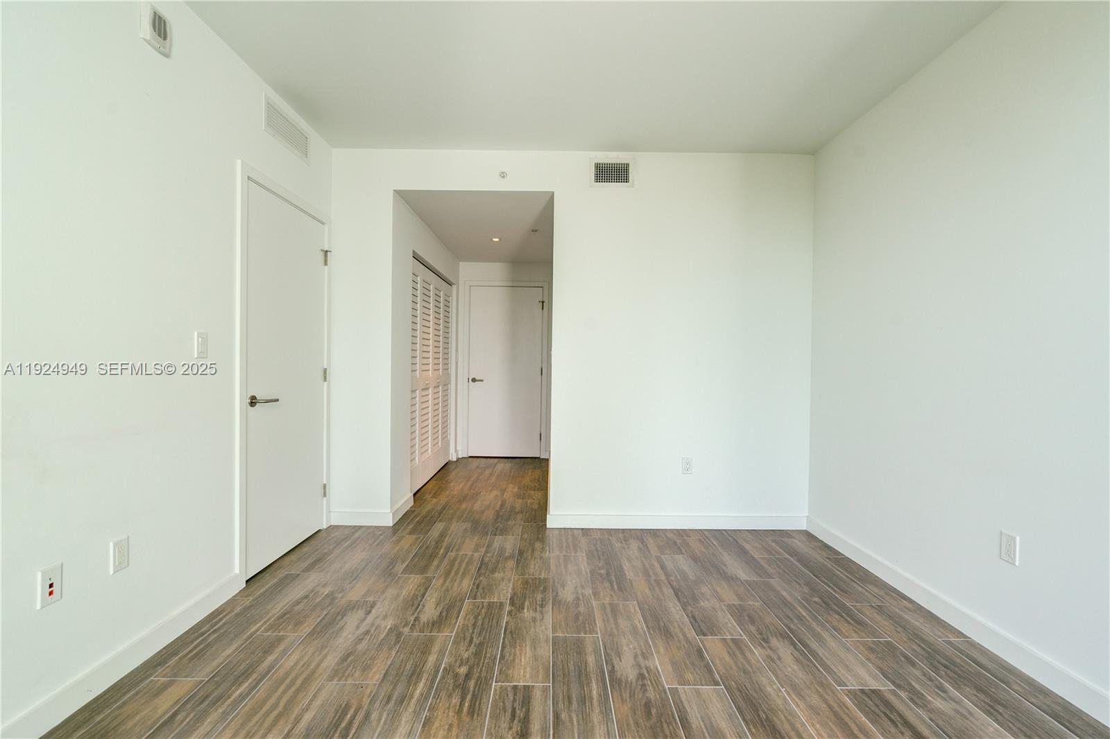 1600 SW 1st Ave #603 Miami, FL 33129