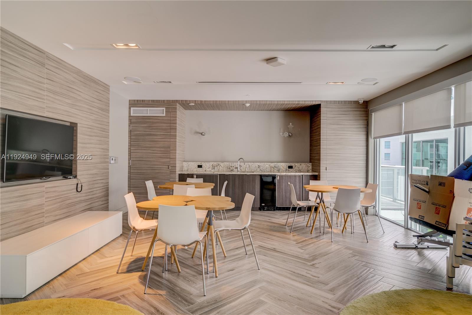 1600 SW 1st Ave #603 Miami, FL 33129