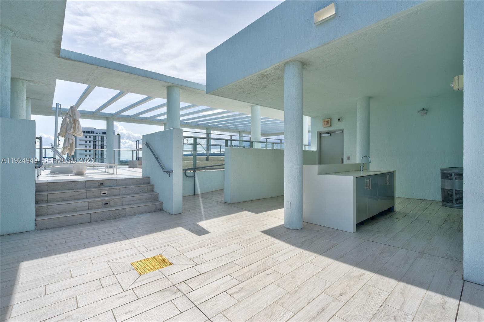 1600 SW 1st Ave #603 Miami, FL 33129