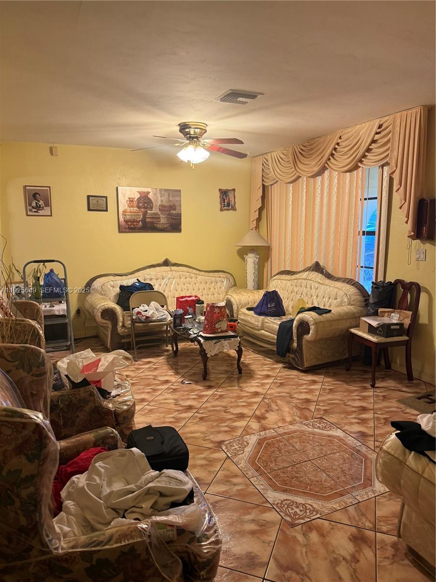 1150 NE 142nd St North Miami, FL 33161