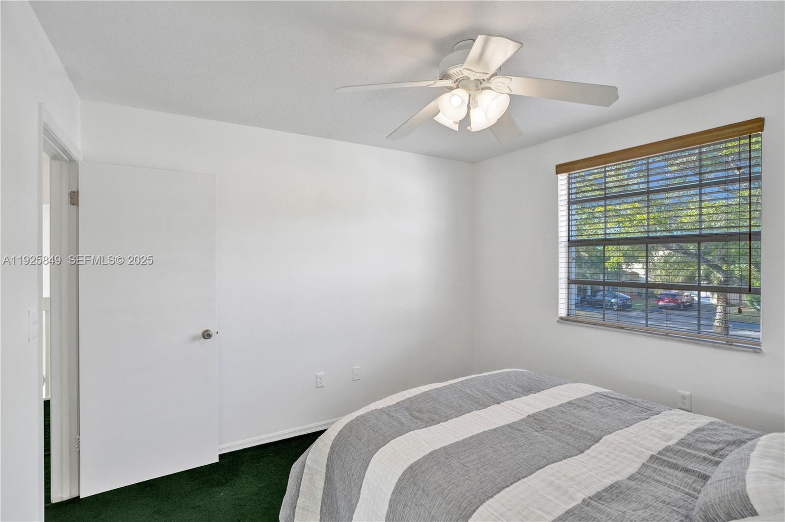 1256 NW 125th Ter Sunrise, FL 33323