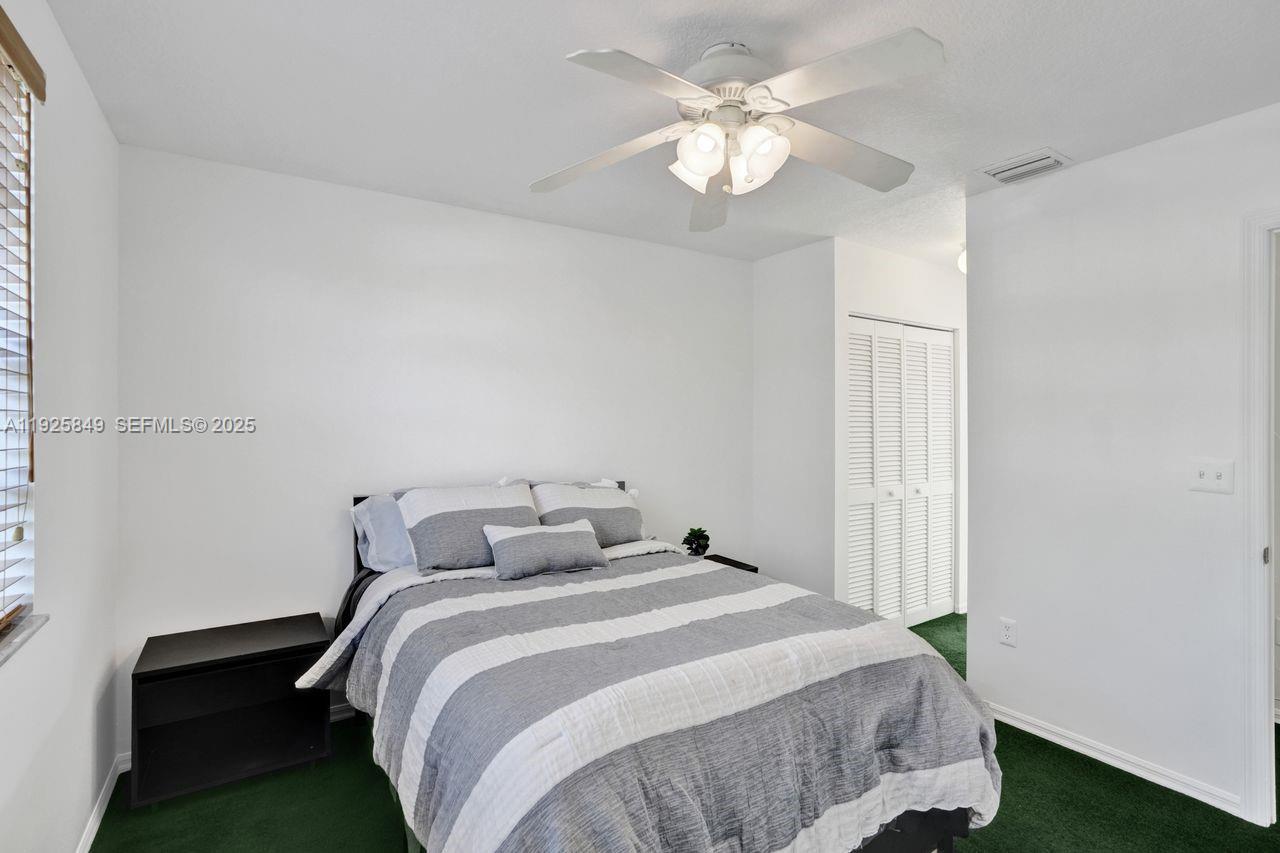 1256 NW 125th Ter Sunrise, FL 33323