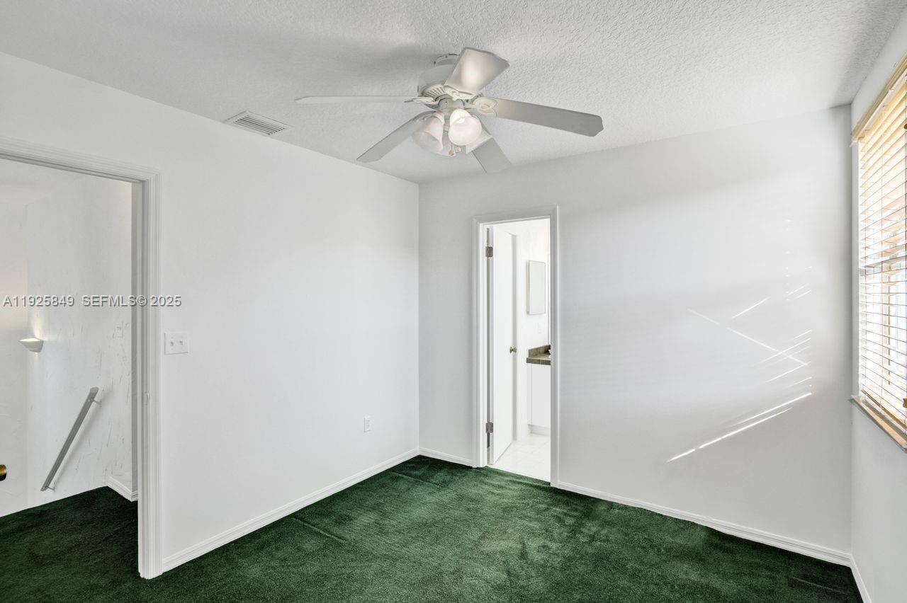 1256 NW 125th Ter Sunrise, FL 33323