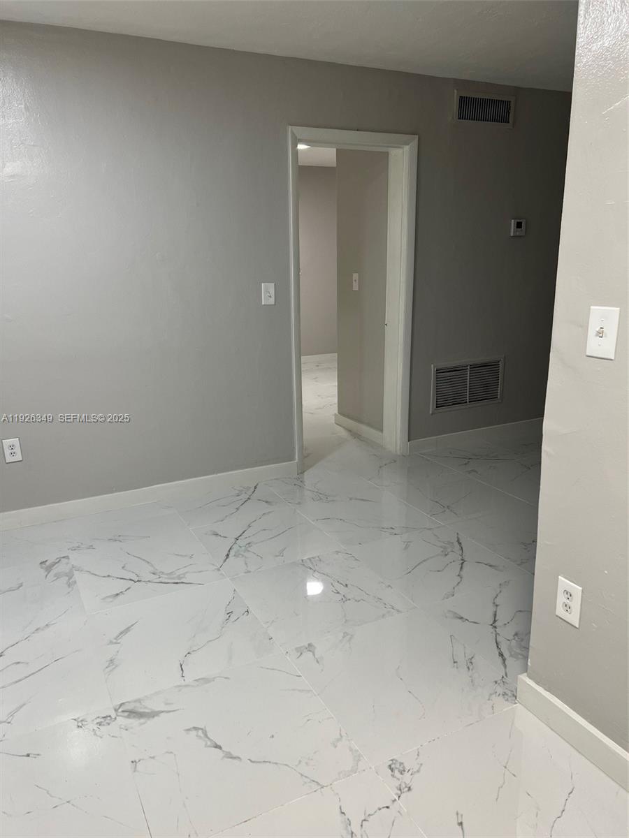 4300 SW 67th Ave #21 Miami, FL 33155