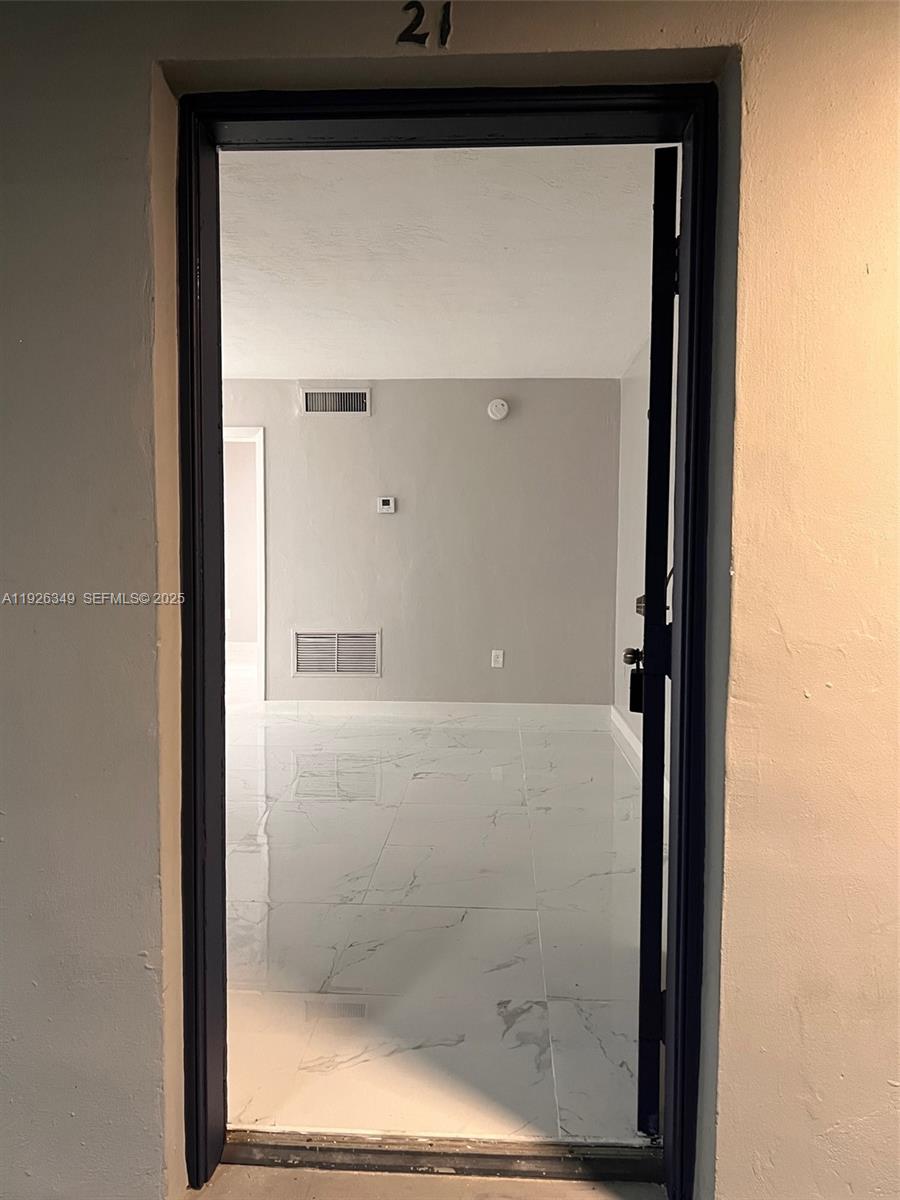 4300 SW 67th Ave #21 Miami, FL 33155