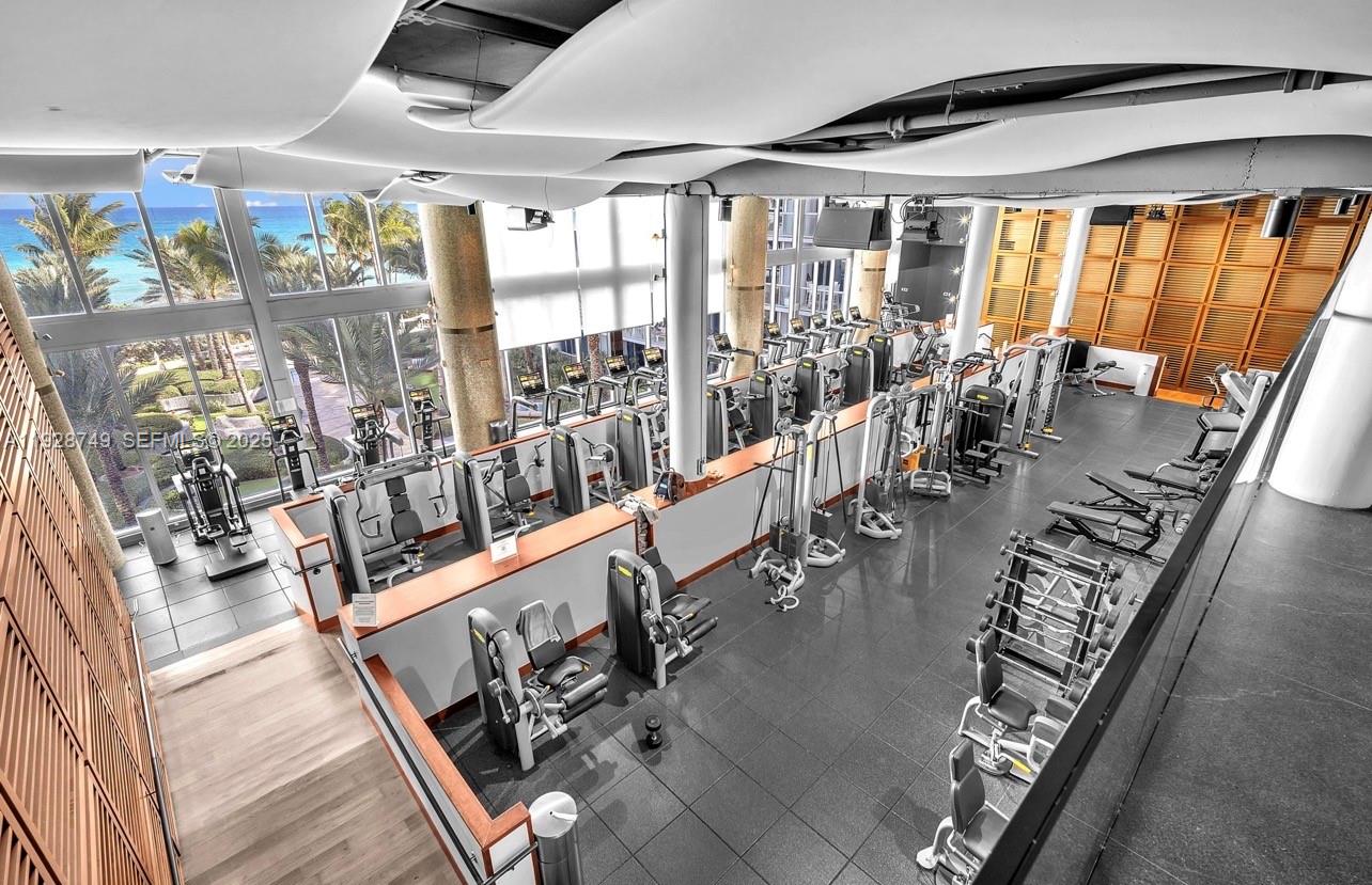 image The Carillon Center Tower21