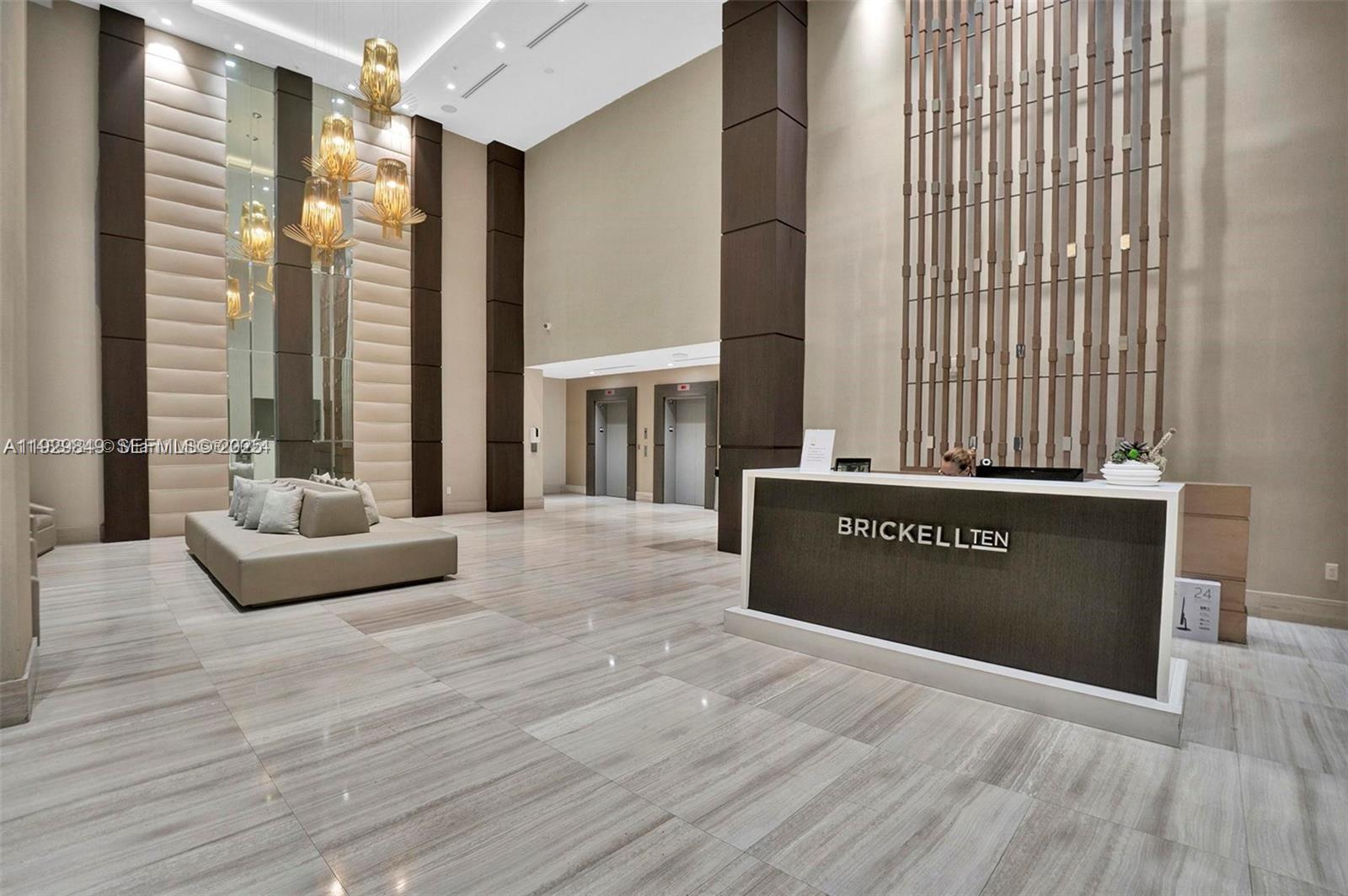 image Brickell Ten13