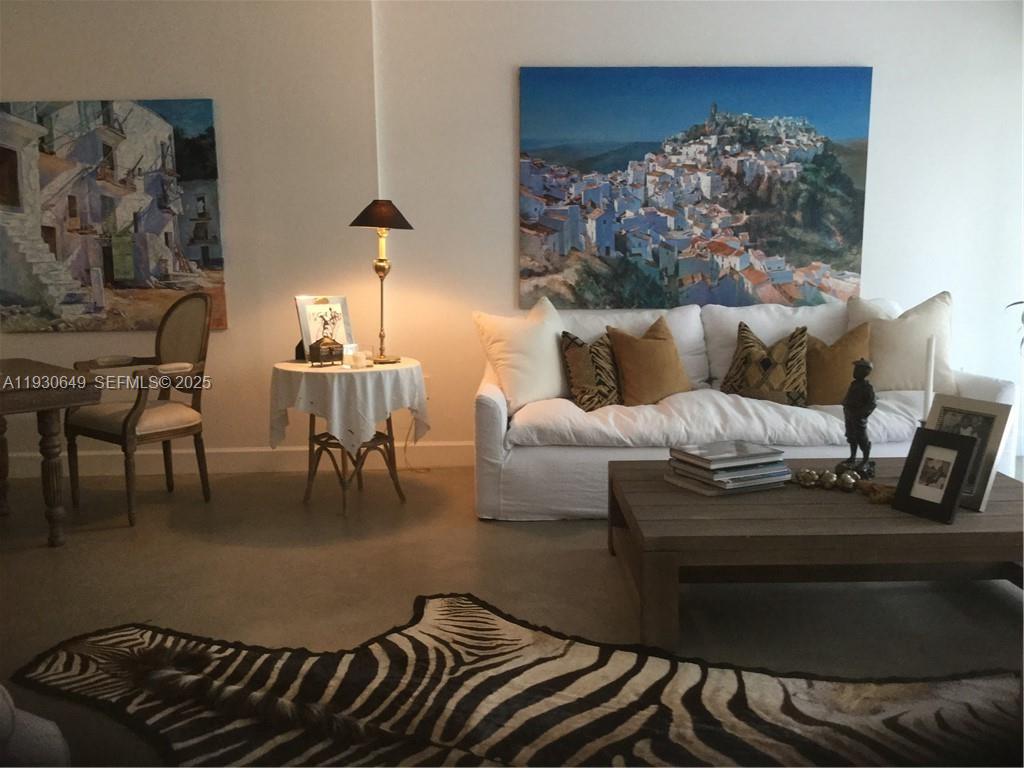 image Commodore Club South12