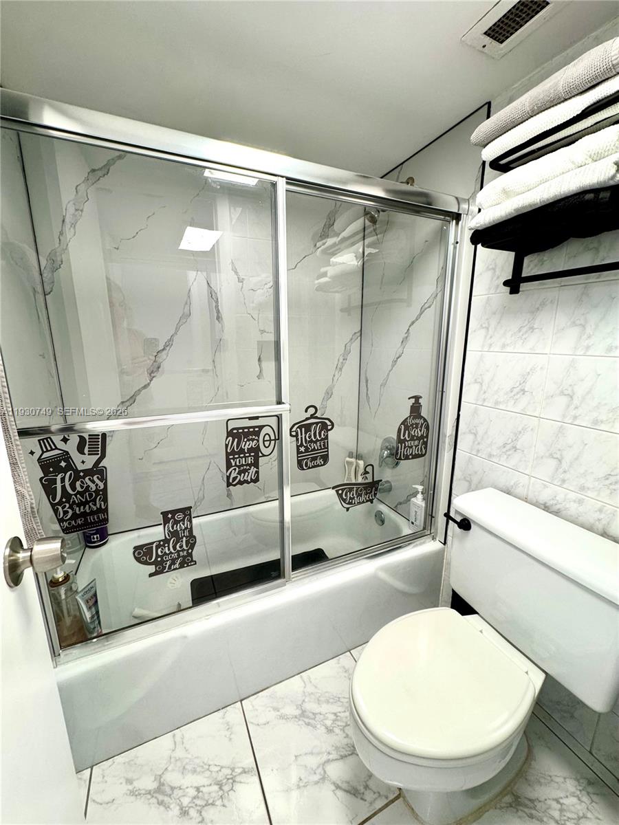 image Arlen House Condo19