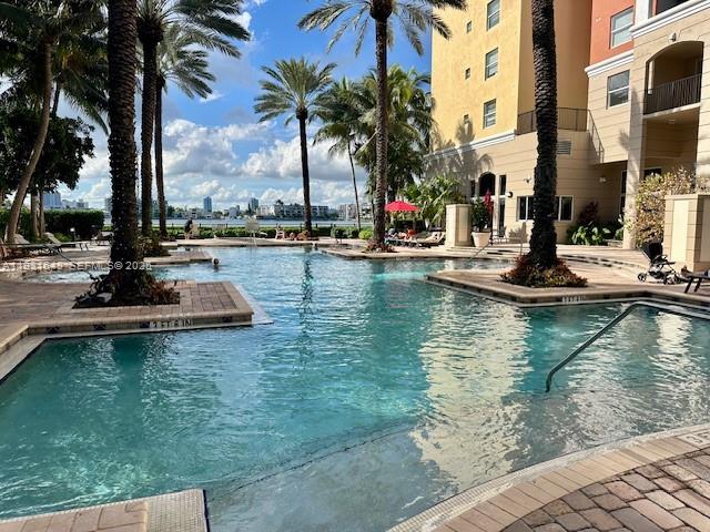 image Porto Bellagio Condo38