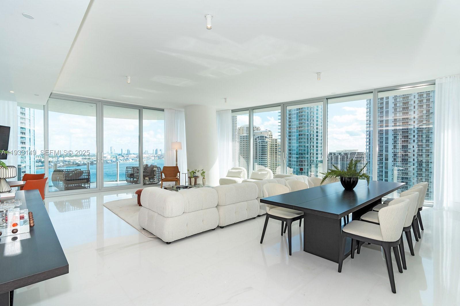 300 Biscayne Blvd Way #1901 Miami, FL 33131