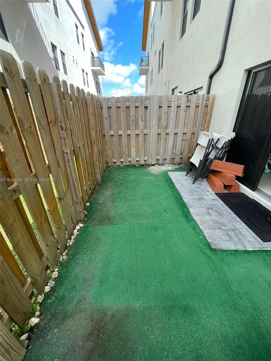 10443 NW 82nd St #4 Doral, FL 33178