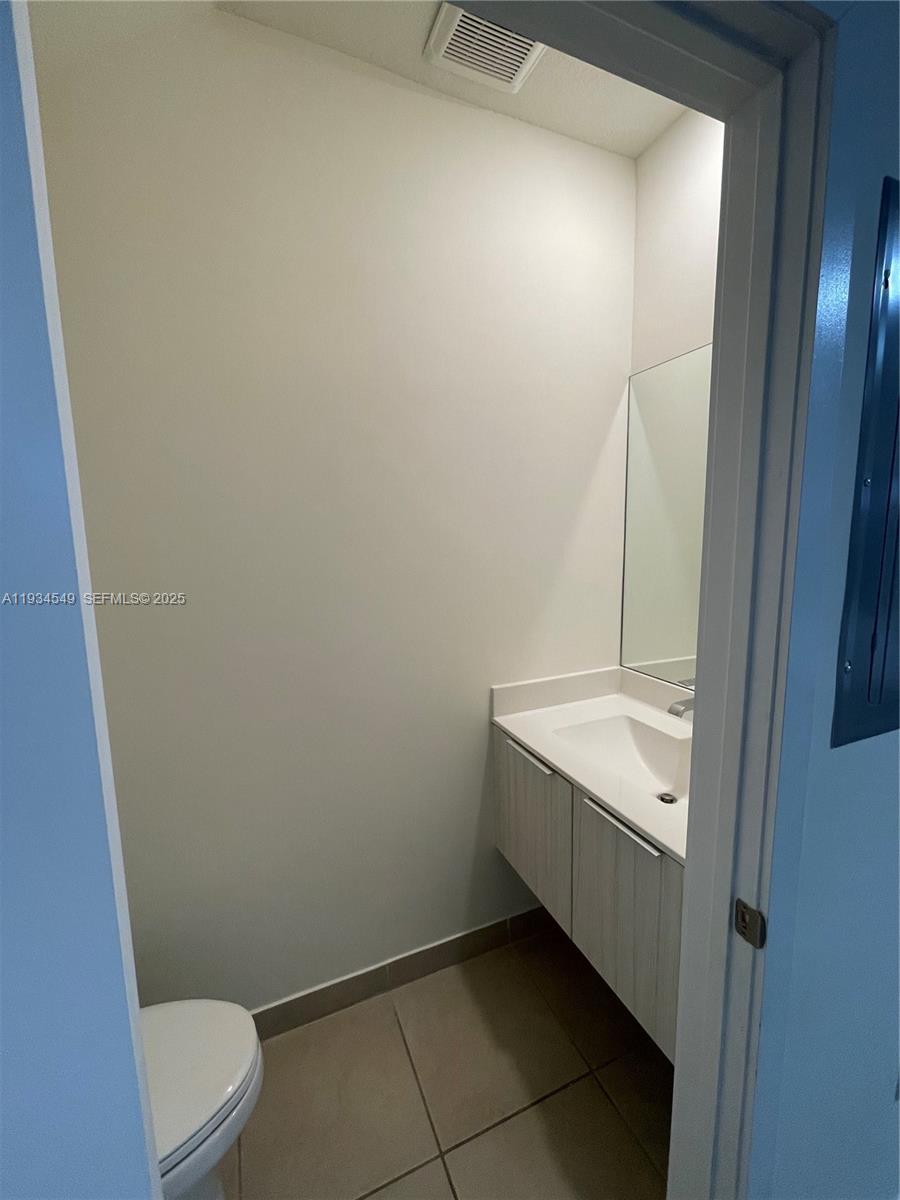 10443 NW 82nd St #4 Doral, FL 33178