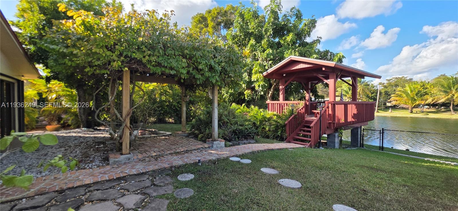 14545 SW 75th St Miami, FL 33183