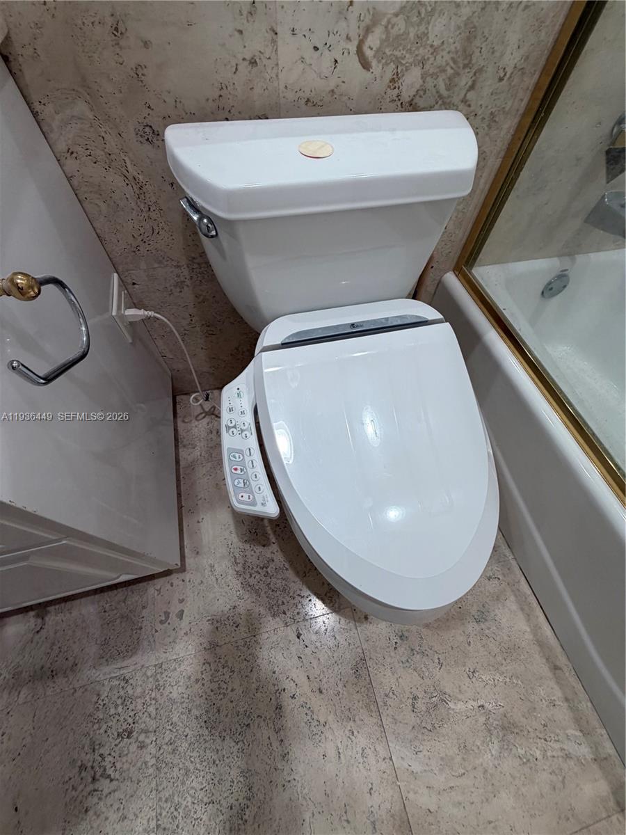 673 Destacada Ave Coral Gables, FL 33156