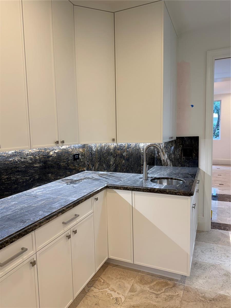 673 Destacada Ave Coral Gables, FL 33156