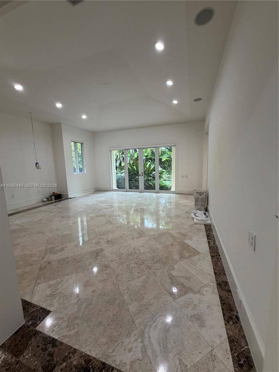 673 Destacada Ave Coral Gables, FL 33156