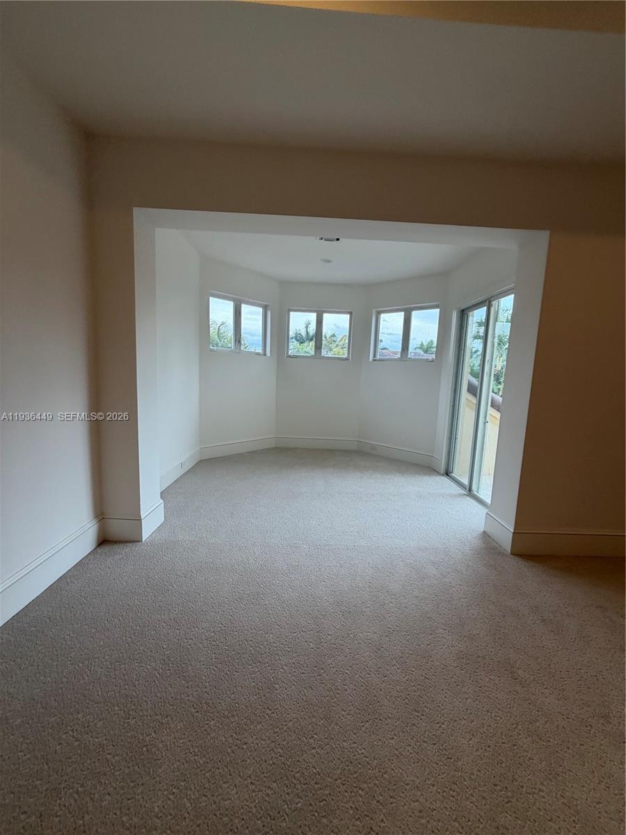 673 Destacada Ave Coral Gables, FL 33156