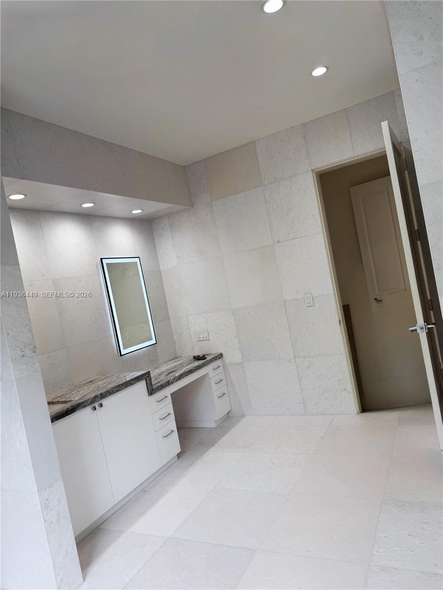 673 Destacada Ave Coral Gables, FL 33156