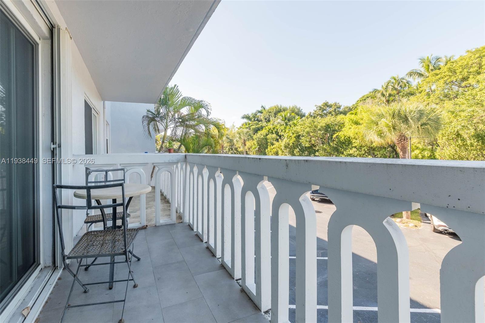 100 Edgewater Dr #204 Coral Gables, FL 33133