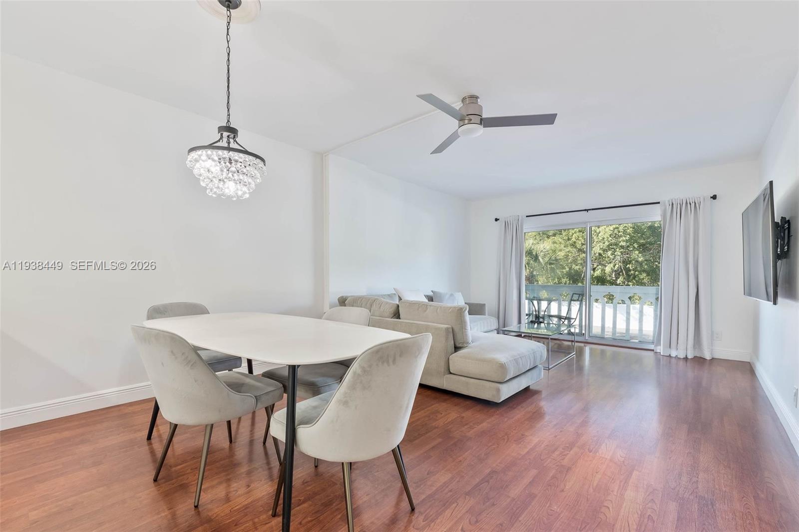 100 Edgewater Dr #204 Coral Gables, FL 33133