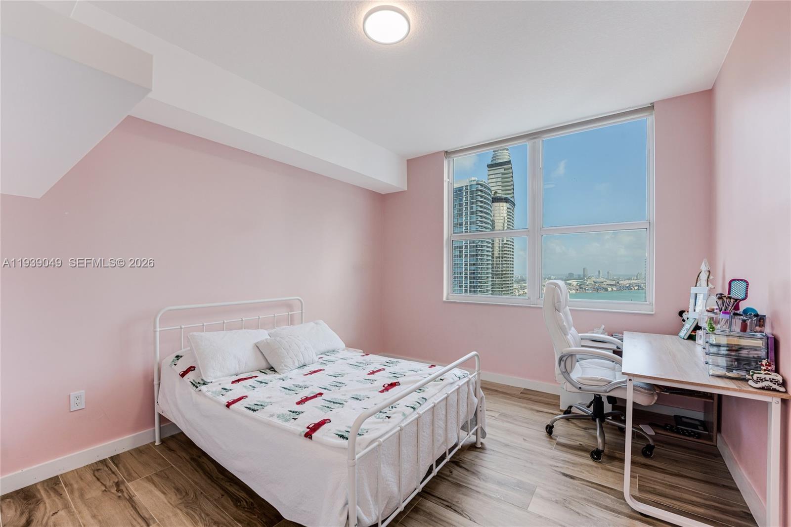 image Brickell On The River7