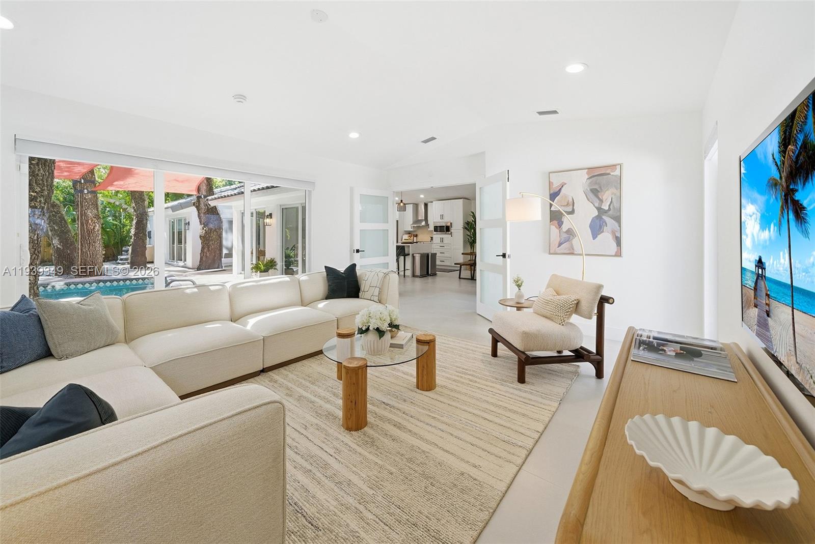 3700 Justison Rd Miami, FL 33133