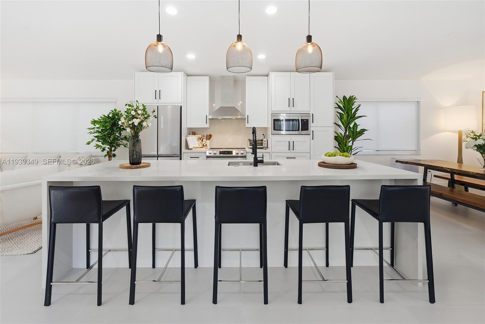 3700 Justison Rd Miami, FL 33133