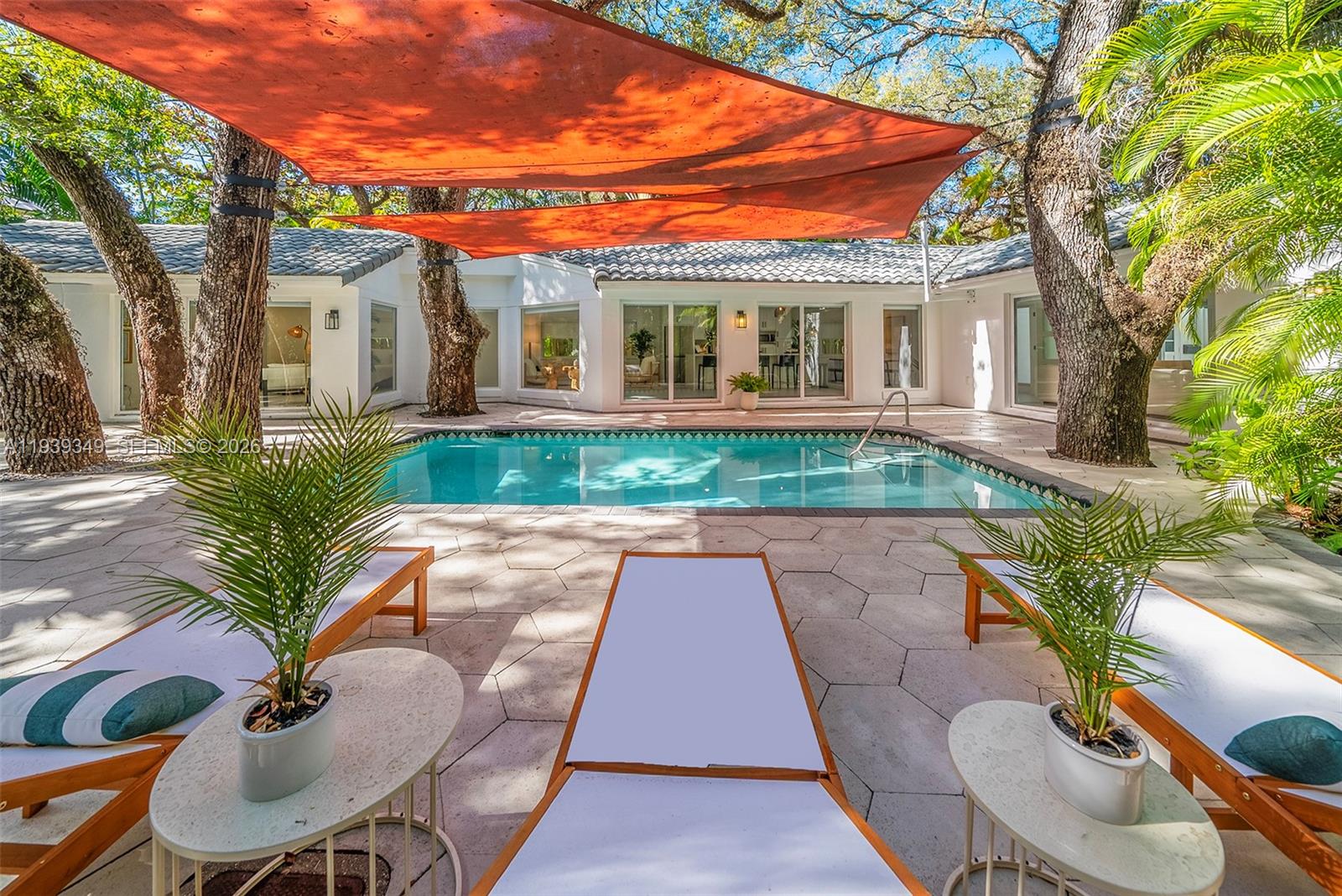 3700 Justison Rd Miami, FL 33133