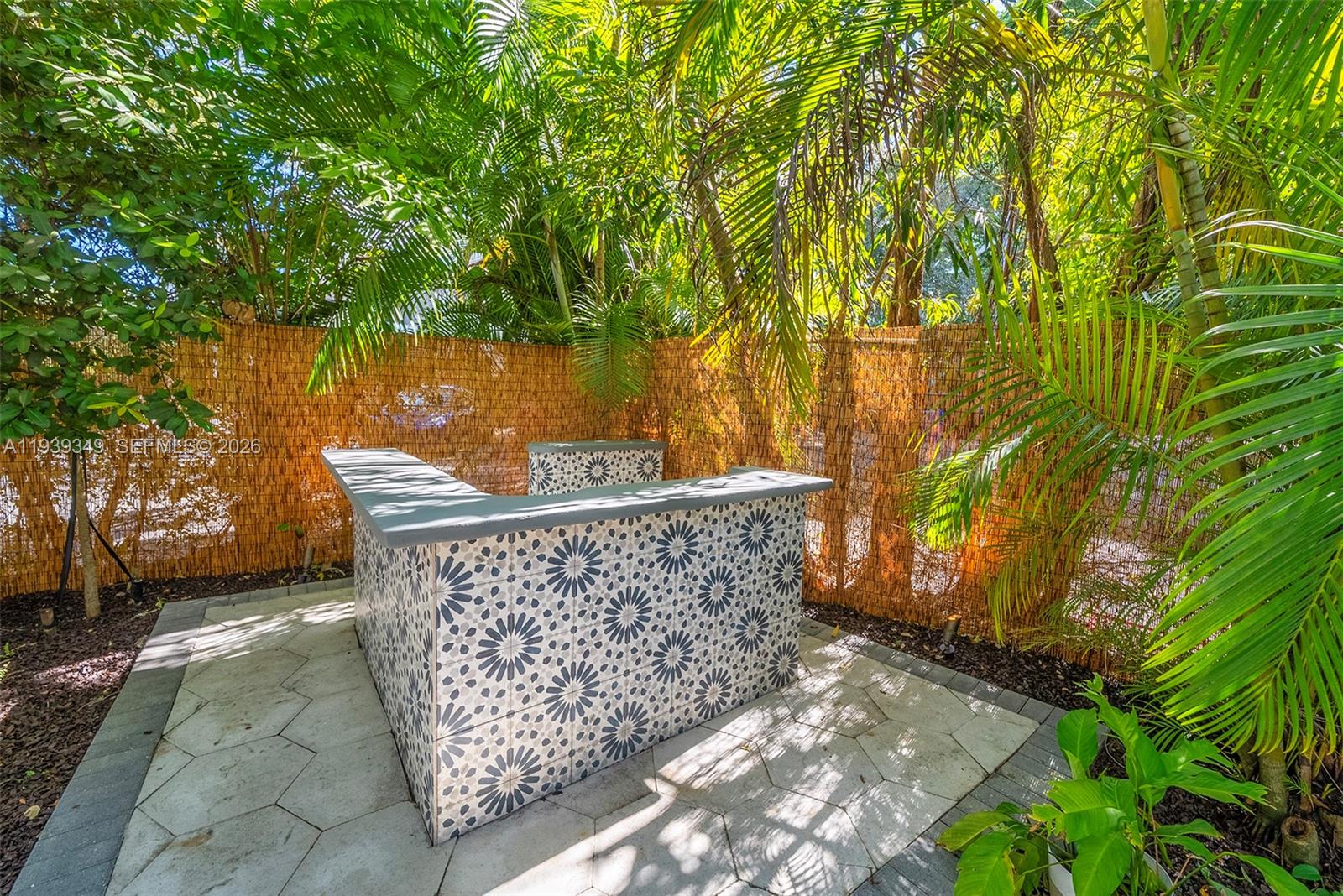 3700 Justison Rd Miami, FL 33133