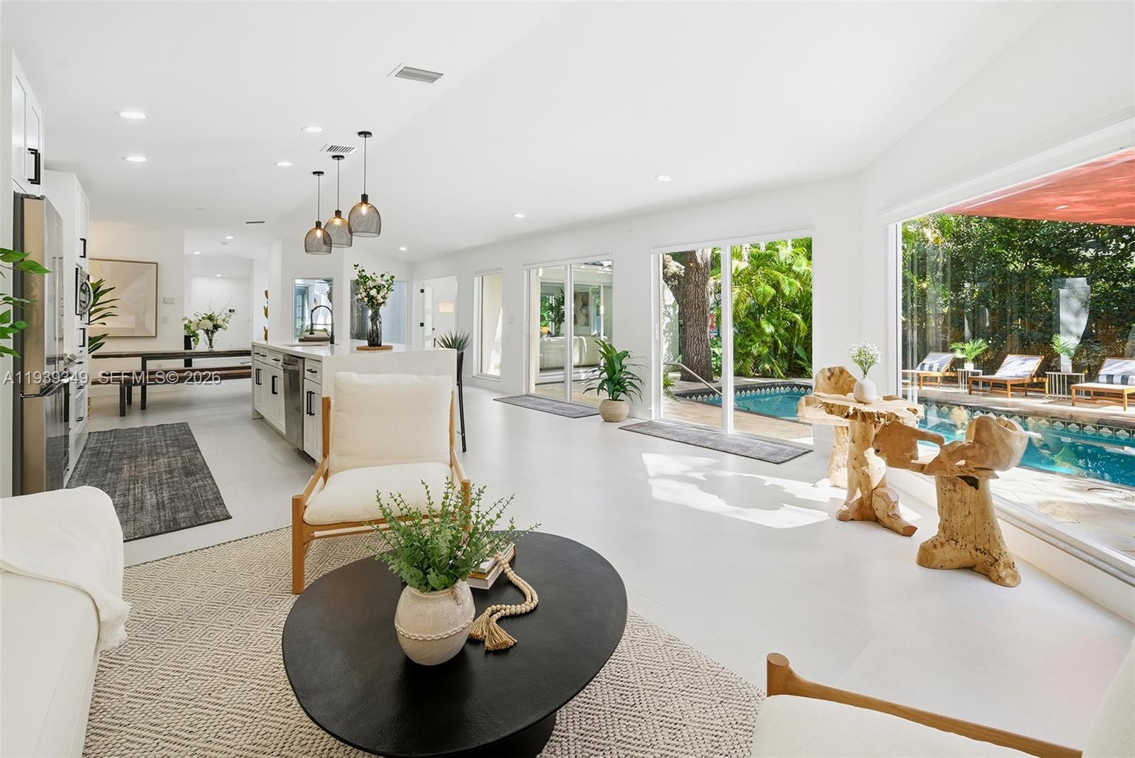 3700 Justison Rd Miami, FL 33133